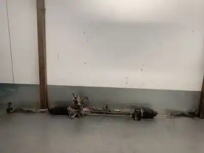 Pezzo di ricambio per auto di seconda mano Cremagliera per TOYOTA YARIS (NCP1/NLP1/SCP1) 1.0 CAT Riferimenti OEM IAM 4420052010  4420052010