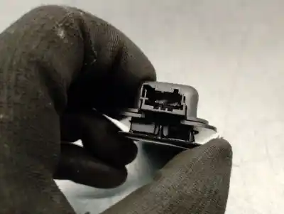 Автозапчасти б/у внутренний свет за peugeot 208 ii (ub_, up_, uw_, uj_) 1.2 puretech 100 ссылки oem iam 9838306480 707690252 