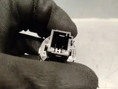 Second-hand car spare part start/stop button for peugeot 208 ii (ub_, up_, uw_, uj_) 1.2 puretech 100 oem iam references 9827205180  