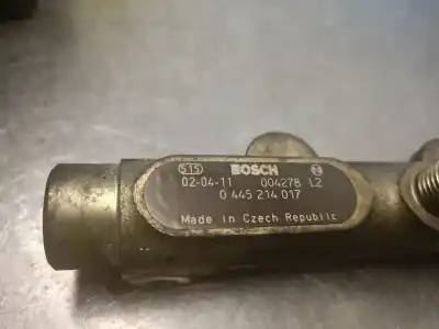 Pezzo di ricambio per auto di seconda mano rampa iniettori per lancia phedra (180) 2.2 jtd cat riferimenti oem iam 9631728280 0445214017 bosch 9631728280