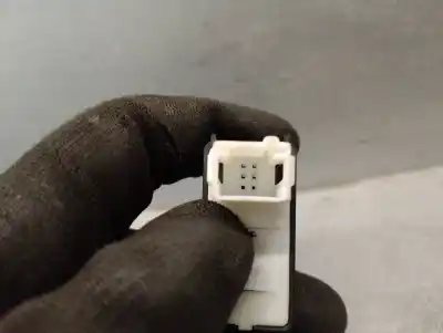 Автозапчасти б/у управление задними правыми стеклами за peugeot 208 ii (ub_, up_, uw_, uj_) 1.2 puretech 100 ссылки oem iam 98044803zd  