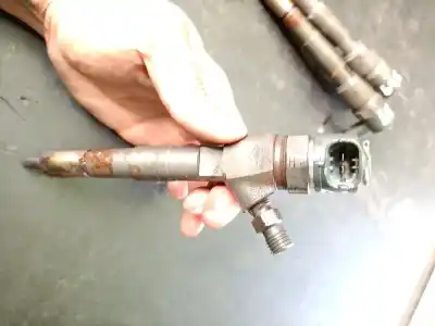 Second-hand car spare part injector for alfa romeo giulietta (191) 1.6 jtdm cat oem iam references 0445110524 0445110524 0445110524