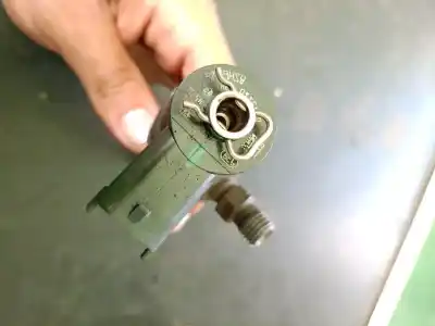 Second-hand car spare part injector for alfa romeo giulietta (191) 1.6 jtdm cat oem iam references 0445110524 0445110524 0445110524
