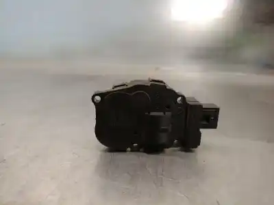 Pezzo di ricambio per auto di seconda mano MOTORE APERTURA BOCCOLE ARIA CONDIZIONATA per MERCEDES-BENZ CLASE GL (X164)  Riferimenti OEM IAM A1669060008 EFB336 A1669060008