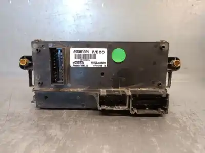 Pezzo di ricambio per auto di seconda mano scatola relè/fusibili per iveco daily iv furgón 35c12 v, 35c12 v/p, 35s12 v, 35s12 v/p riferimenti oem iam 69500009 55495302000 magneti marelli 