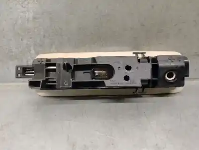 Автозапчастина б/у внутрішне світло для land rover range rover evoque (l538) 2.2 d 4x4 посилання на oem iam bj3213776  lr033136