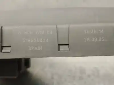 Peça sobressalente para automóvel em segunda mão caixa de fusíveis e relés por bmw 5 touring (e61) 525 xi referências oem iam 690661804  