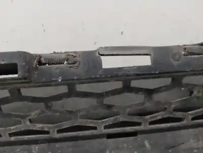 Автозапчастина б/у передня решіта для land rover range rover evoque (l538) 2.2 d 4x4 посилання на oem iam bj3217k945a  