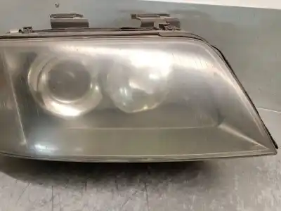 Автозапчасти б/у правая фара за audi a6 c5 avant (4b5) 2.5 tdi quattro ссылки oem iam 4z7941004  4z7941004