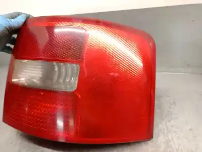 Автозапчастина б/у правий ліхтар для audi a6 c5 avant (4b5) 2.5 tdi quattro посилання на oem iam 4b9945096f  4b9945096d 3fz