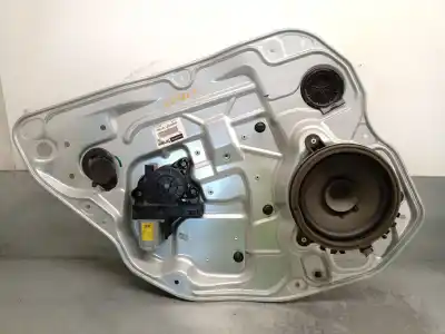 Second-hand car spare part  for VOLVO B.M. XC70 II (136)  OEM IAM references 983041102  30661067
