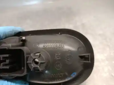 Second-hand car spare part interior right front handle for renault twingo ii (cn0_) 1.5 dci 75 oem iam references 8200028486  8200028486