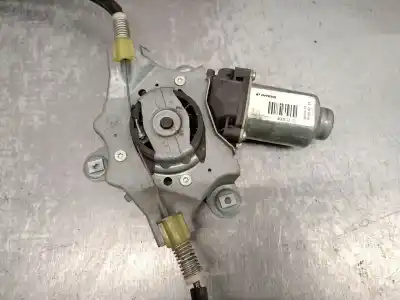 Second-hand car spare part driver left window regulator for renault twingo ii (cn0_) 1.5 dci 75 oem iam references 8200384743  8200384743