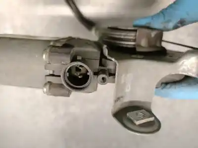 Second-hand car spare part driver left window regulator for renault twingo ii (cn0_) 1.5 dci 75 oem iam references 8200384743  8200384743