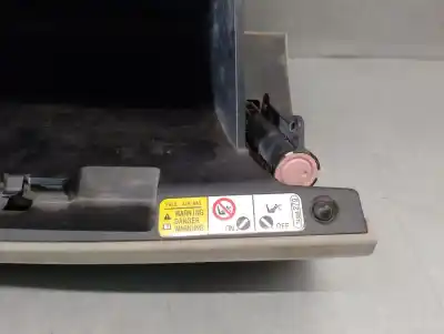 Автозапчастина б/у бардачок для mitsubishi outlander ii (cw_w) 2.0 di-d (cw8w) посилання на oem iam 7430a279  8006a168ya