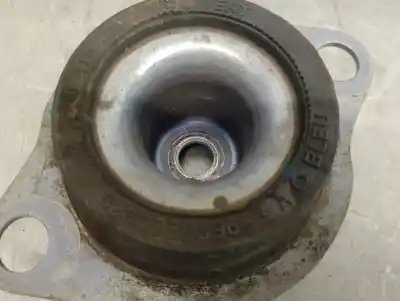 Автозапчасти б/у левая опора двигателя за renault twingo ii (cn0_) 1.5 dci 75 ссылки oem iam 8200410218  8200939896