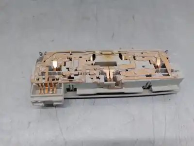 Автозапчастина б/у внутрішне світло для renault laguna ii (bg0) 1.9 dci diesel посилання на oem iam 8200033826  8200033826