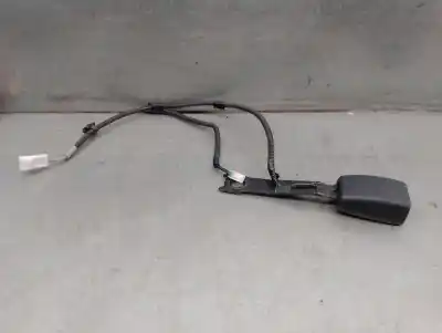 Автозапчасти б/у крюк для пояса за toyota prius (nhw30) 1.8 16v cat ссылки oem iam 7324047140c0
