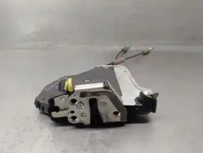 Автозапчастина б/у замок передніх дверей лівий для lexus is 2.5 16v cat (híbrido) посилання на oem iam 6904053100  6904053100