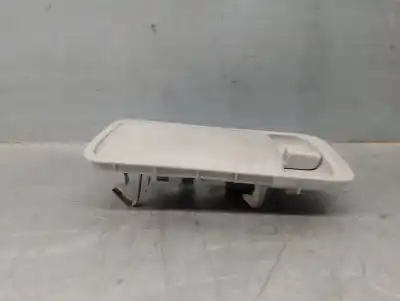 Second-hand car spare part interior light for toyota corolla (_e12_) 1.4 d (nde120_) oem iam references 8124013030b0  