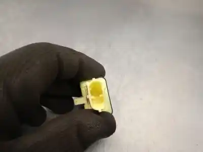 Second-hand car spare part sensor for lexus is 2.5 16v cat (híbrido) oem iam references 8983153050  