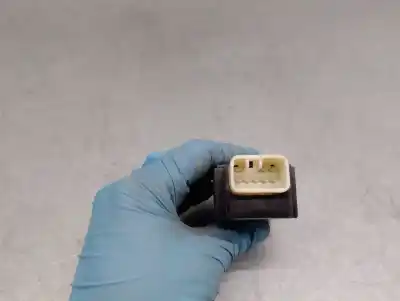 Автозапчастина б/у електронний модуль для lexus is 2.5 16v cat (híbrido) посилання на oem iam 8651676010  