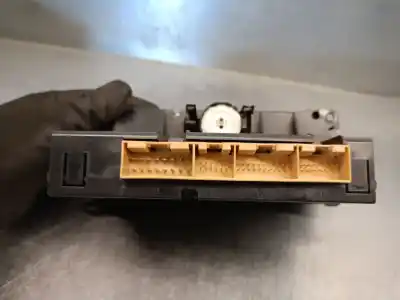 Автозапчасти б/у климат-контроль за audi tt (8n3) 1.8 t ссылки oem iam 8n0820043a 5hb00799401 hella 