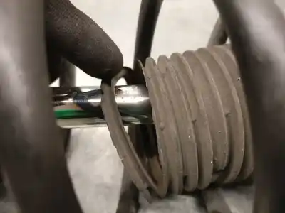 Автозапчасти б/у амортизатор передний правый за audi tt (8n3) 1.8 t ссылки oem iam 8n0413031h  8n0413031h