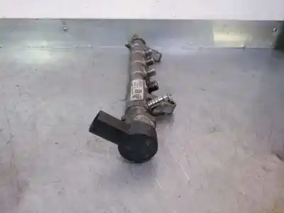 Автозапчасти б/у рампа инжектора за volkswagen caddy ka/kb (2c) 1.6 tdi ссылки oem iam 03l130089q 0281006075 