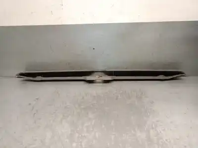 Second-hand car spare part tailgate back door handle for opel kadett e (t85) 1.6 s (c19, d19) oem iam references 90240461  