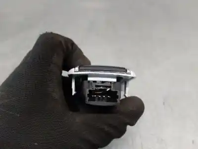 Автозапчастина б/у внутрішне світло для peugeot 508 sw i (8e_) 2.0 hdi посилання на oem iam 8957440  6362n6