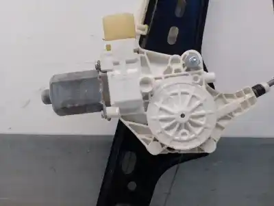 Second-hand car spare part passenger side right window regulator for bmw 3 (e90) 320 d oem iam references 06927028  51337140588