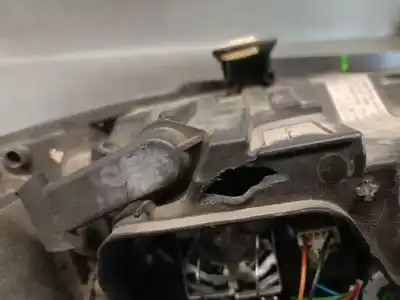 Peça sobressalente para automóvel em segunda mão farol / farolim esquerdo por bmw 3 (e90) 320 d referências oem iam 631172025839 6653100000 63117202573