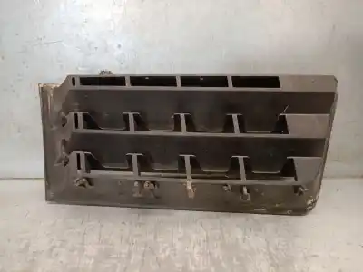 Автозапчастина б/у ліва решіта бампера для renault megane ii (bm0/1_, cm0/1_) 1.9 dci (bm0g, cm0g) посилання на oem iam 8200114156  7701474478