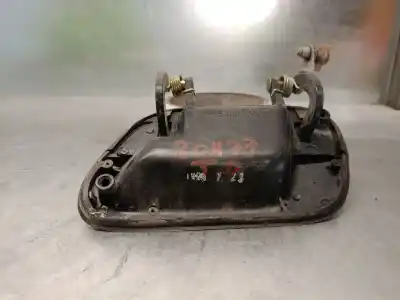 Pezzo di ricambio per auto di seconda mano maniglia esterna posteriore destra per ssangyong musso 2.9 tdi grand lux riferimenti oem iam 7345005102  7345005102
