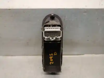 Автозапчастина б/у передні вікний вмикач для renault megane ii (bm0/1_, cm0/1_) 1.5 dci (bm0f, bm0t, bm2b, cm0f, cm0t) посилання на oem iam 156018090  