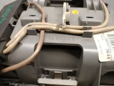 Автозапчасти б/у внутренний свет за VOLKSWAGEN TOUAREG (7LA, 7L6, 7L7) 2.5 R5 TDI ссылки OEM IAM 7L6867508C  7L6867508D Автозапчасти б/у внутренний свет за VOLKSWAGEN TOUAREG (7LA, 7L6, 7L7) 2.5 R5 TDI ссылки OEM IAM 7L6867508C  7L6867508D