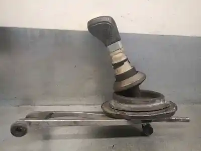 Peça sobressalente para automóvel em segunda mão alavanca de velocidades por bmw serie 1 berlina (e81/e87) 2.0 16v diesel cat referências oem iam 2260307