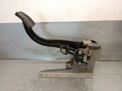 Peça sobressalente para automóvel em segunda mão Pedal De Travão por HYUNDAI I20 II (GB, IB) 1.2 Referências OEM IAM 32810C8100  32810C8100