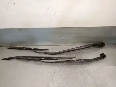 Автозапчастина б/у передній правий річок склоочисника для hyundai i20 ii (gb, ib) 1.2 посилання на oem iam 98321c8000  98311c8010