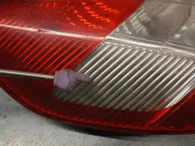 Second-hand car spare part left tailgate light for renault grand scénic ii (jm0/1_) 1.9 dci (jm0g, jm12, jm1g, jm2c) oem iam references 8200127704 00865901 hella 8200127704