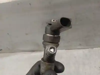 Second-hand car spare part injector for bmw serie 5 touring (e61) 2.5 cat oem iam references r7794652 0445110212 bosch 13537794652