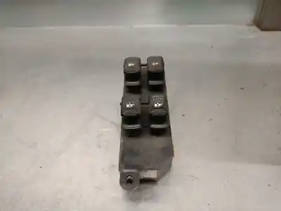 Peça sobressalente para automóvel em segunda mão Botão / Interruptor Elevador Vidro Dianteiro Esquerdo por HYUNDAI SANTA FE (SM) 2.0 GLS CRDI 4X4 Referências OEM IAM 9357026100  9357026100