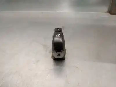 İkinci el araba yedek parçası Arka Sag Cam Kontrolü için HYUNDAI SANTA FE (SM) 2.0 GLS CRDI 4X4 OEM IAM referansları 9358026100  9358026100