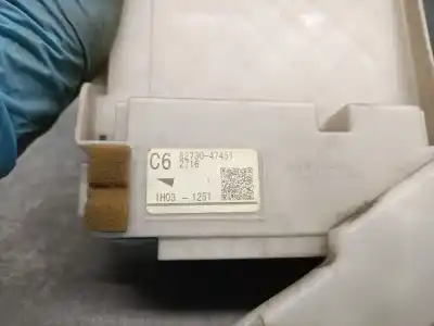 Автозапчастина б/у реле/запоперівник для toyota prius (_w3_) 1.8 hybrid (zvw3_) посилання на oem iam 8273047451  