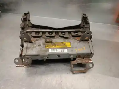 Second-hand car spare part front left air bag for toyota prius (_w3_) 1.8 hybrid (zvw3_) oem iam references 7390047020b0  7390047020b0