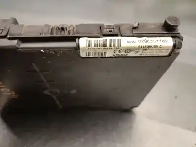Pezzo di ricambio per auto di seconda mano scatola relè/fusibili per renault megane ii (bm0/1_, cm0/1_) 1.5 dci (bm02, bm13, bm2a, cm02, cm13) riferimenti oem iam 8200351182 s118400150c - siemens 