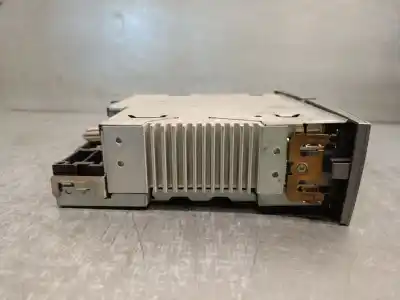 Second-hand car spare part audio system / radio cd for renault grand scénic ii (jm0/1_) 1.9 dci (jm14) oem iam references 8200562686b  8200562686