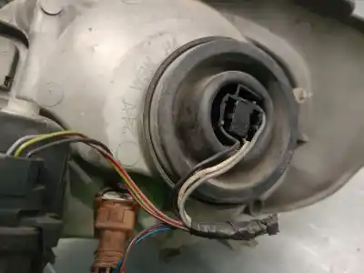 Автозапчасти б/у правая фара за nissan primastar autobús (x83) dci 140 ссылки oem iam 7700311372 91165720 