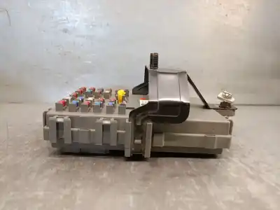 Second-hand car spare part fuse box unit for chevrolet aveo 1.2 cat oem iam references 95977258  